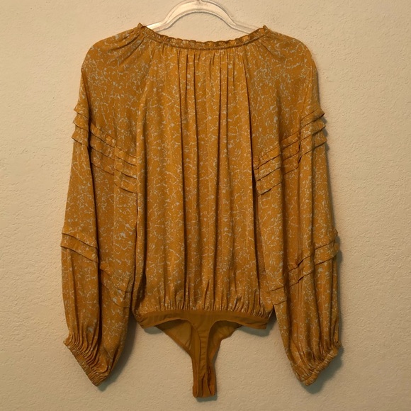 Free People All Tucks Printed Bodysuit Yellow Boho - Picture 3 of 7